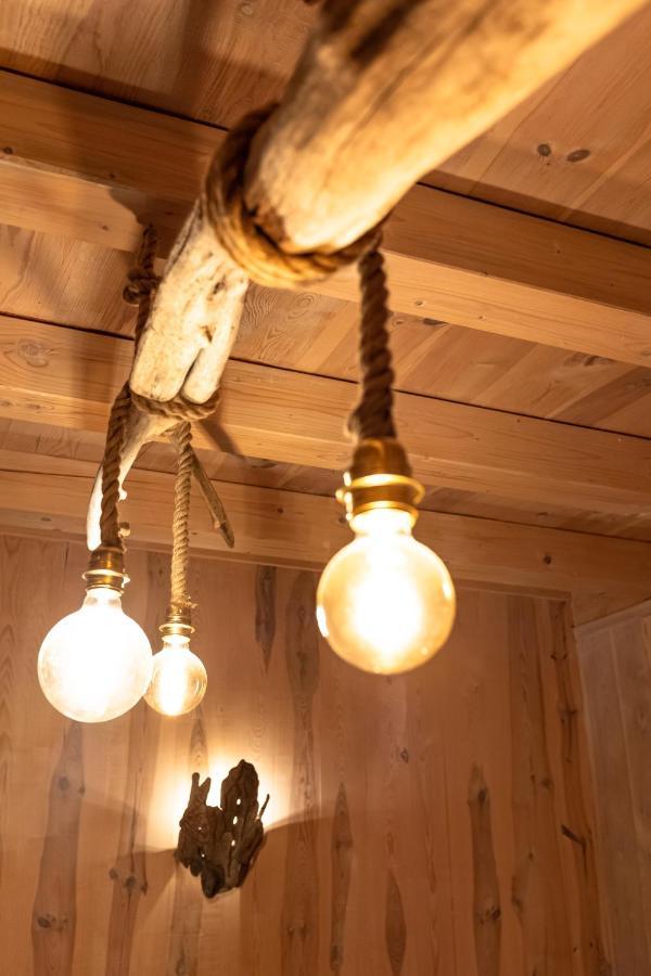 Le Flambeau Bed & Breakfast Le Bouchet-Saint-Nicolas ภายนอก รูปภาพ